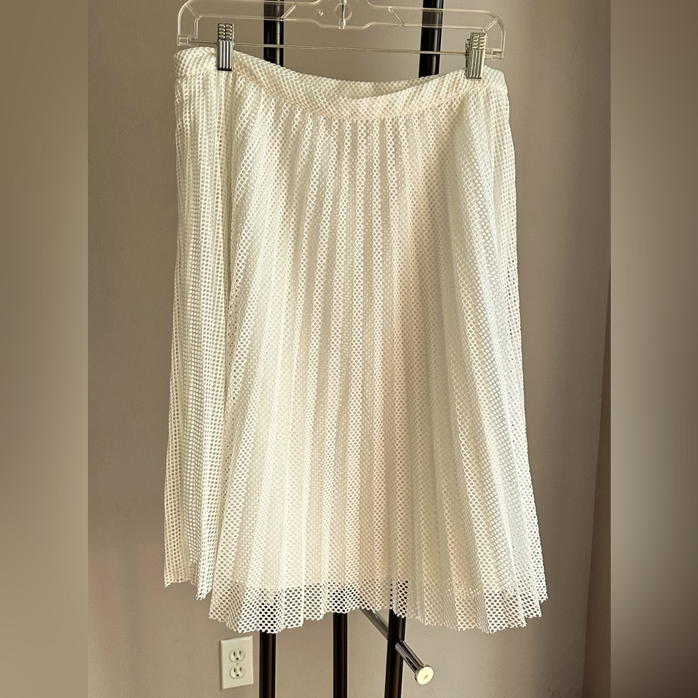 Calvin Klein White Pleated Skirt NWT
